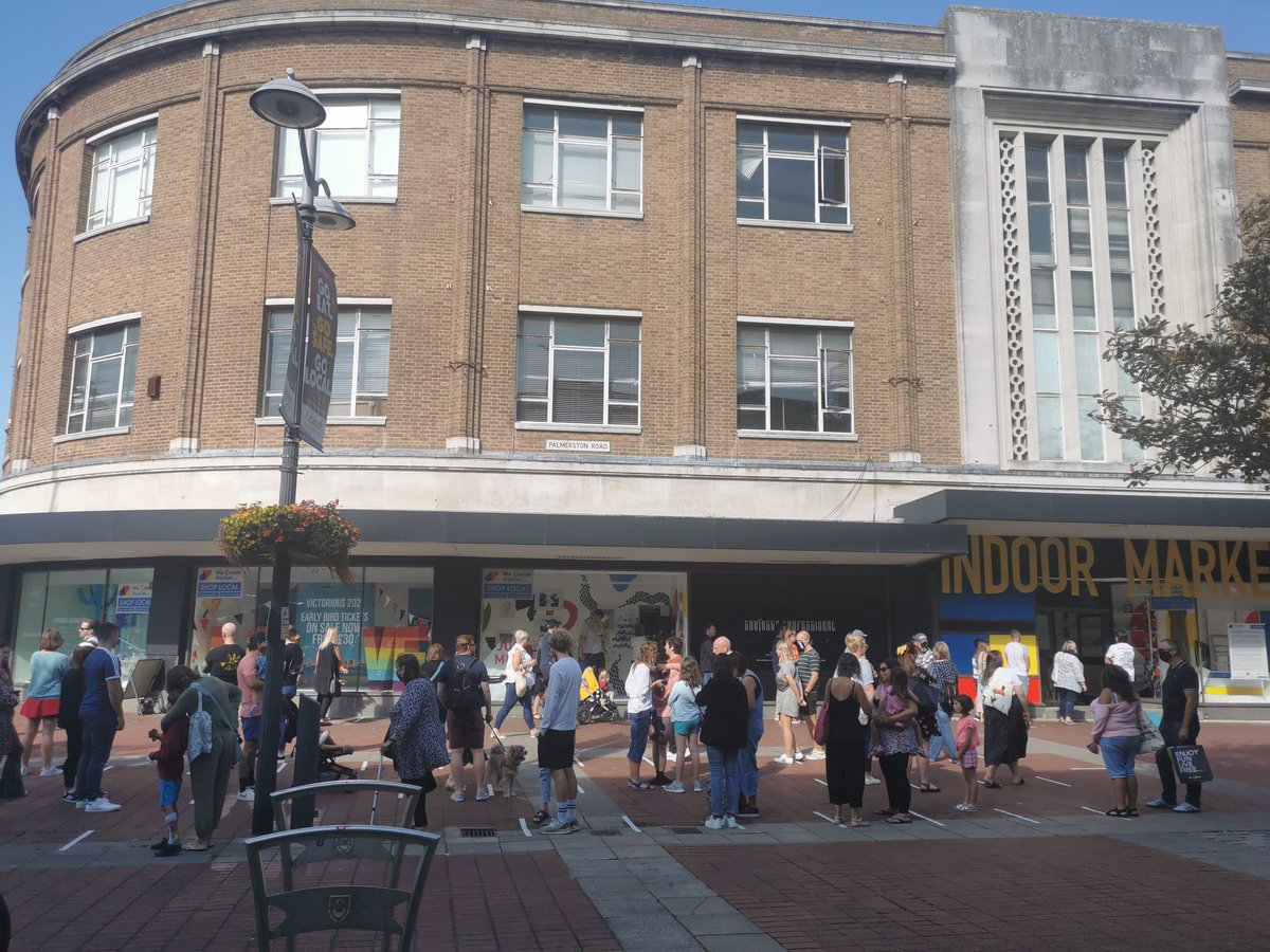 phoenixscales's tweet photo. Great to see so much support for #wecreatemarket in #southsea this weekend https://t.co/QkCLalkczb