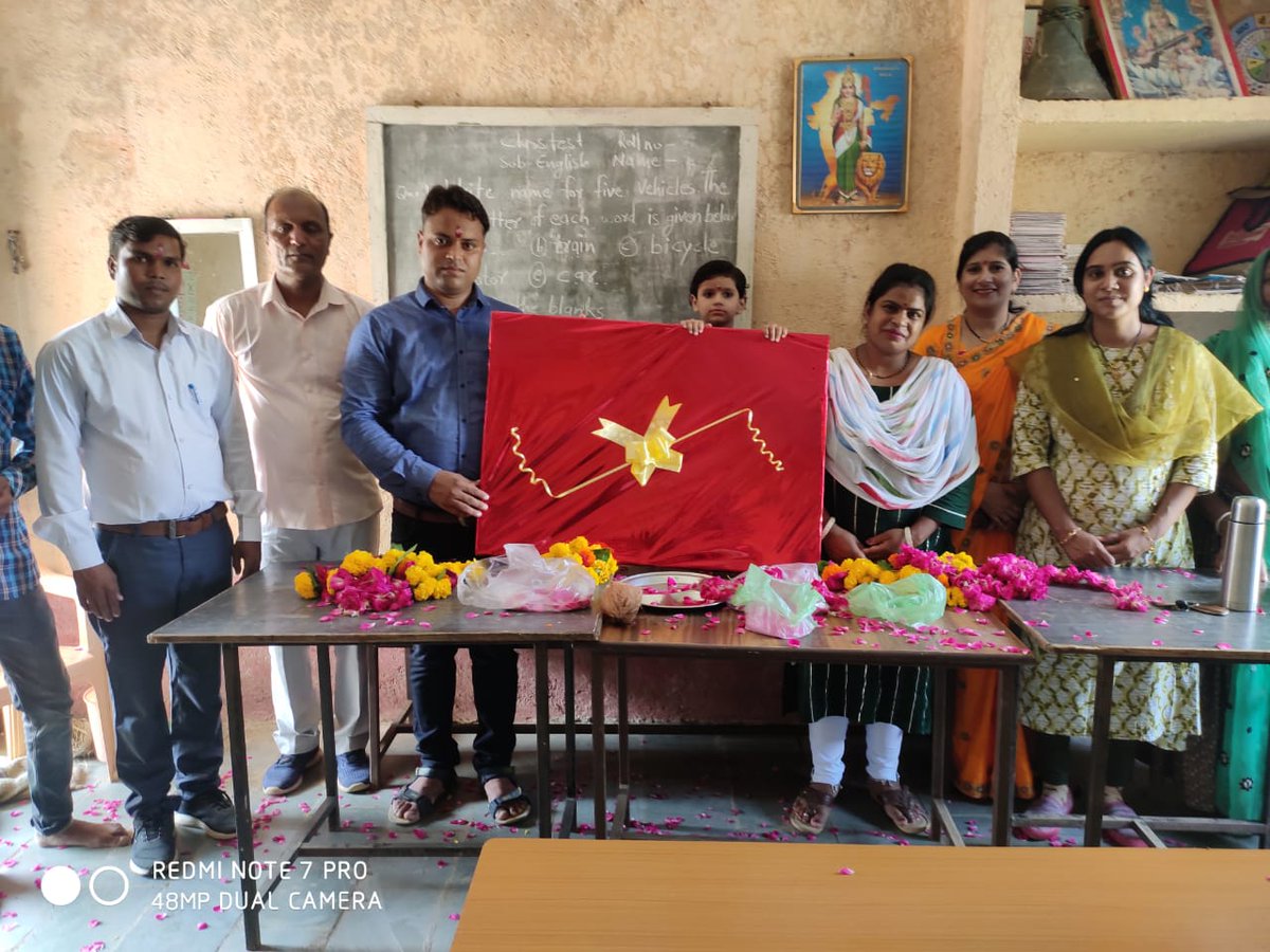 Brijesh_87's tweet photo. 8 वर्ष का कार्यकाल पूर्ण कर झालावाड से विदा लेते हुए।आप सभी लोगों के प्रेम ,स्नेह, सहयोग एवं आशीर्वाद के लिए सदैव आभारी रहूँगा।
सभी को कोटि कोटि प्रणाम।🙏🙏🙏🙏 https://t.co/j6v9XkiDGH