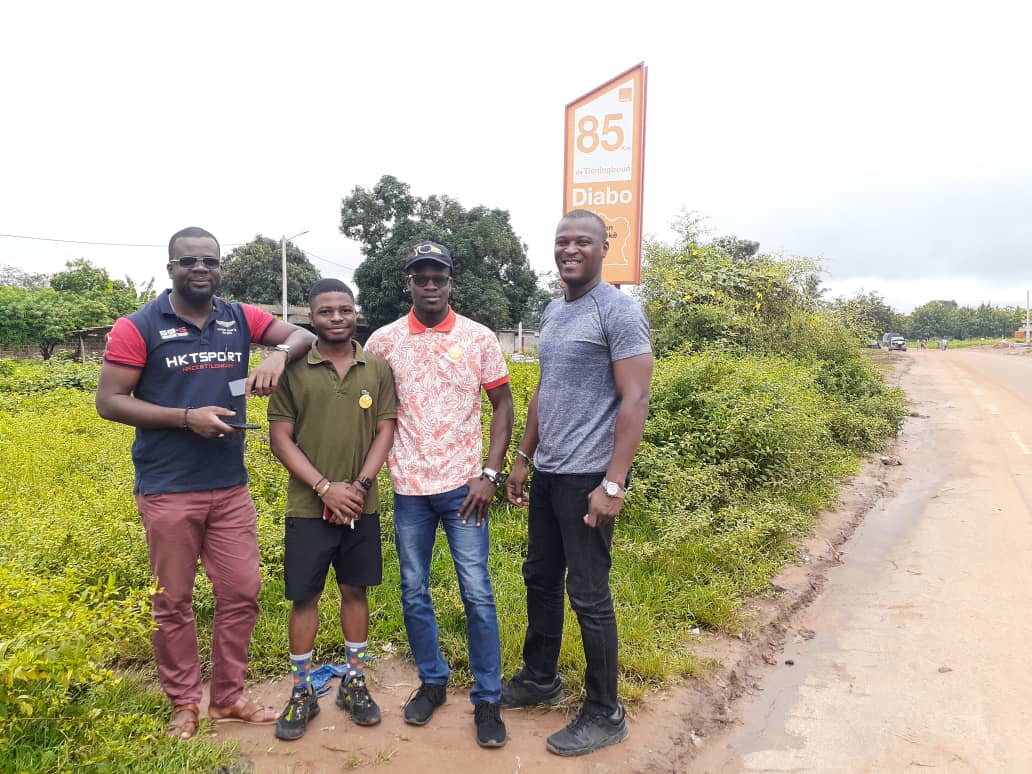 MyWayNetwork1's tweet photo. Caravane #JeMengage 
Un autre jour se lève cette fois dans le centre de la Cote d'Ivoire.
Au programme du jour des rencontres avec les populations de Diabo.
More details in a while...
#MyWayNetwork #USembassy #yaasProject #JeMengage https://t.co/5BaCFso2BX