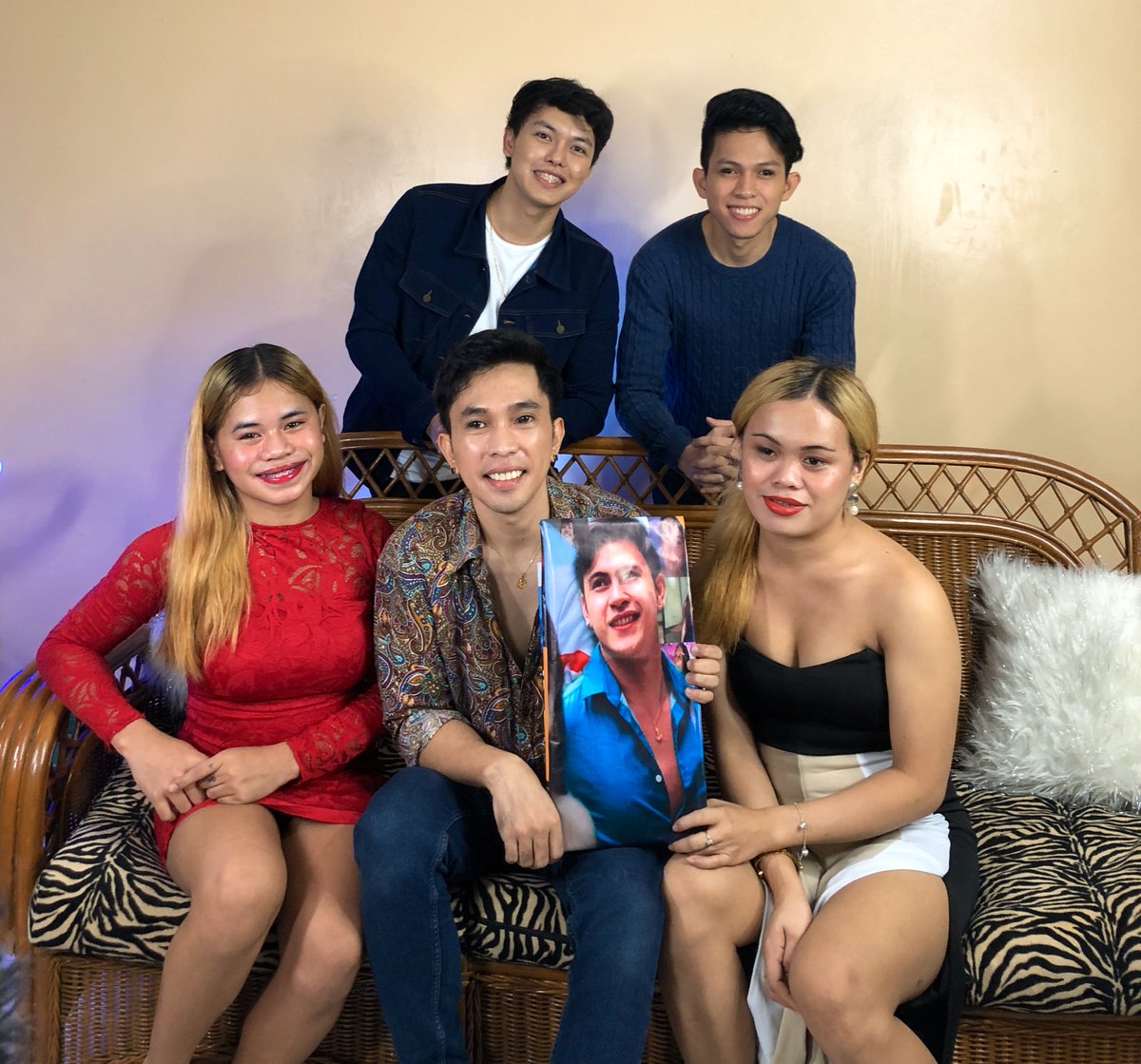 Medyomaldito tweet picture