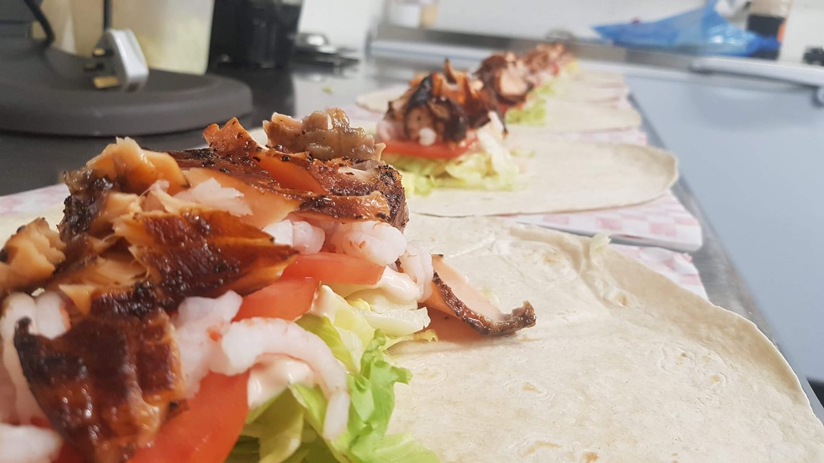 fiddledrum's tweet photo. Whisky Salmon &amp; Prawn Wraps lined up today from Fiddler’s Fishbox. #streetfood #lochness #whisky https://t.co/VyzNgzKYqN