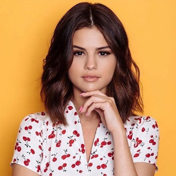 Selena Gomez News on X: ““Short. Everybody says the long hair is 