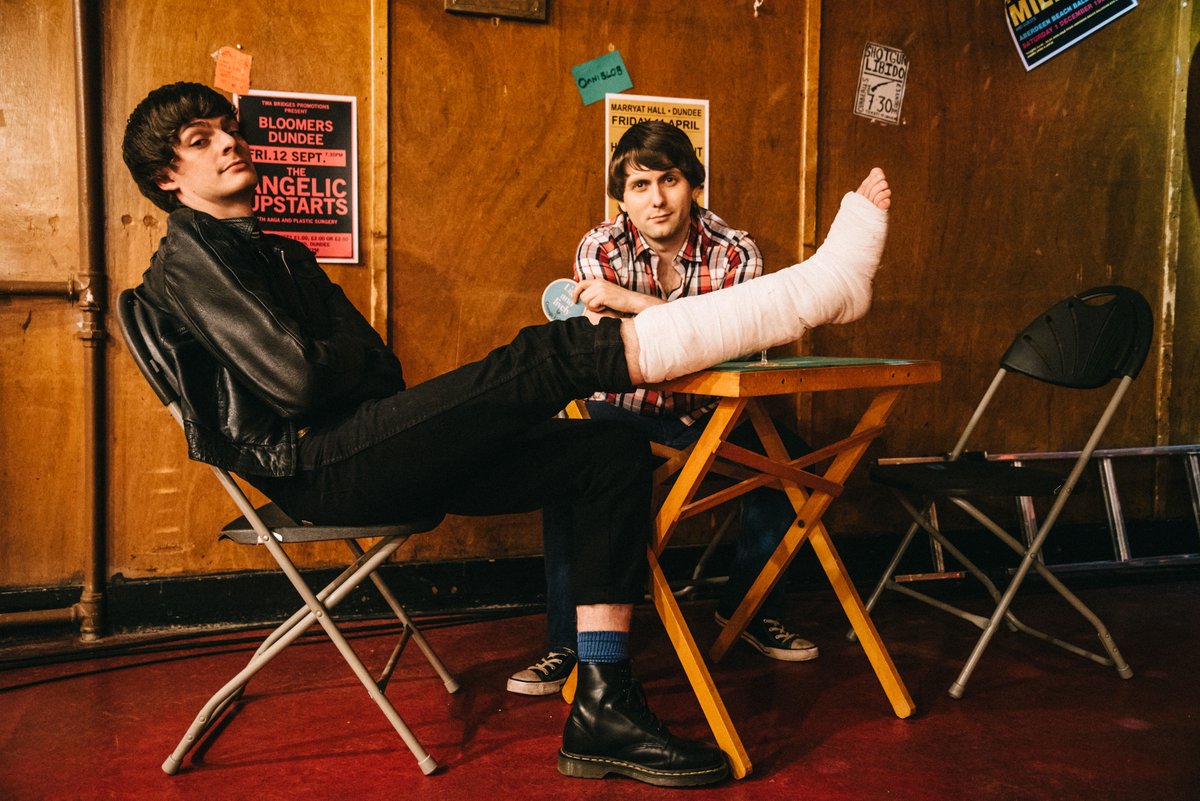 schemersmovie's tweet photo. 5 Steps to a Great Sunday Afternoon:

1. Nothing to do &amp; nowhere to be
2. A couple of nice cold beers or a good strong cuppa
3. A tonne of snacks
4. Feet up
5. #SchemersMovie soundtrack (available on #Spotify https://t.co/zDNAlDtlzz)
#sundayvibes https://t.co/Mws3WzIAtx