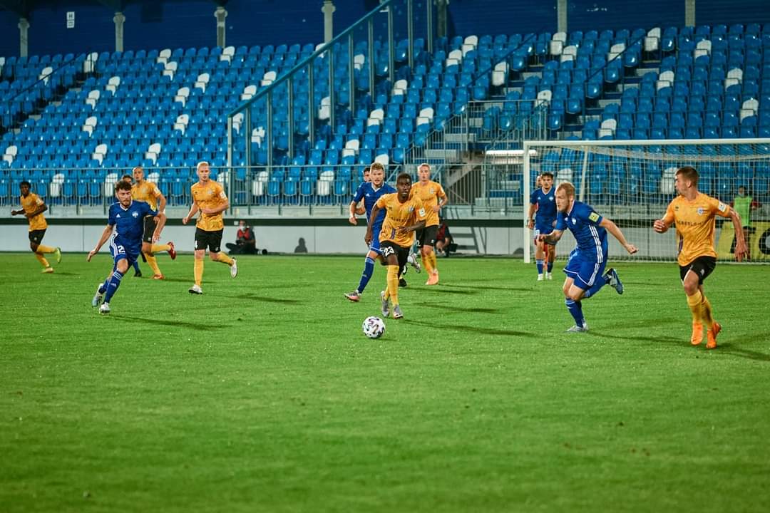 soccercafe1's tweet photo. FK Pohronie left Nitra without a point as they lost 3-1. #AlieuFadera assisted Peter Mazan for the equalizer, but the visitors conceded two late goals. Dac 1904 increased their lead on top of the log with a 3-2 win over Ruzomberok, midfielder Sainey Njie came on the last minutes. https://t.co/KrojaUVZDW