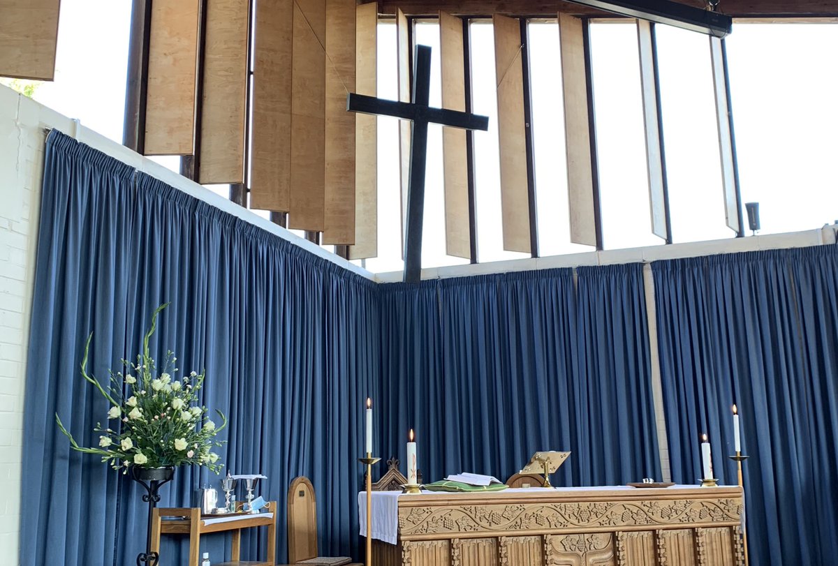 ajtear1972's tweet image. First time receiving holy communion since 15th March - wonderful to receive the sacrament after such a long time @AllSaintsGfd #goodtobeback