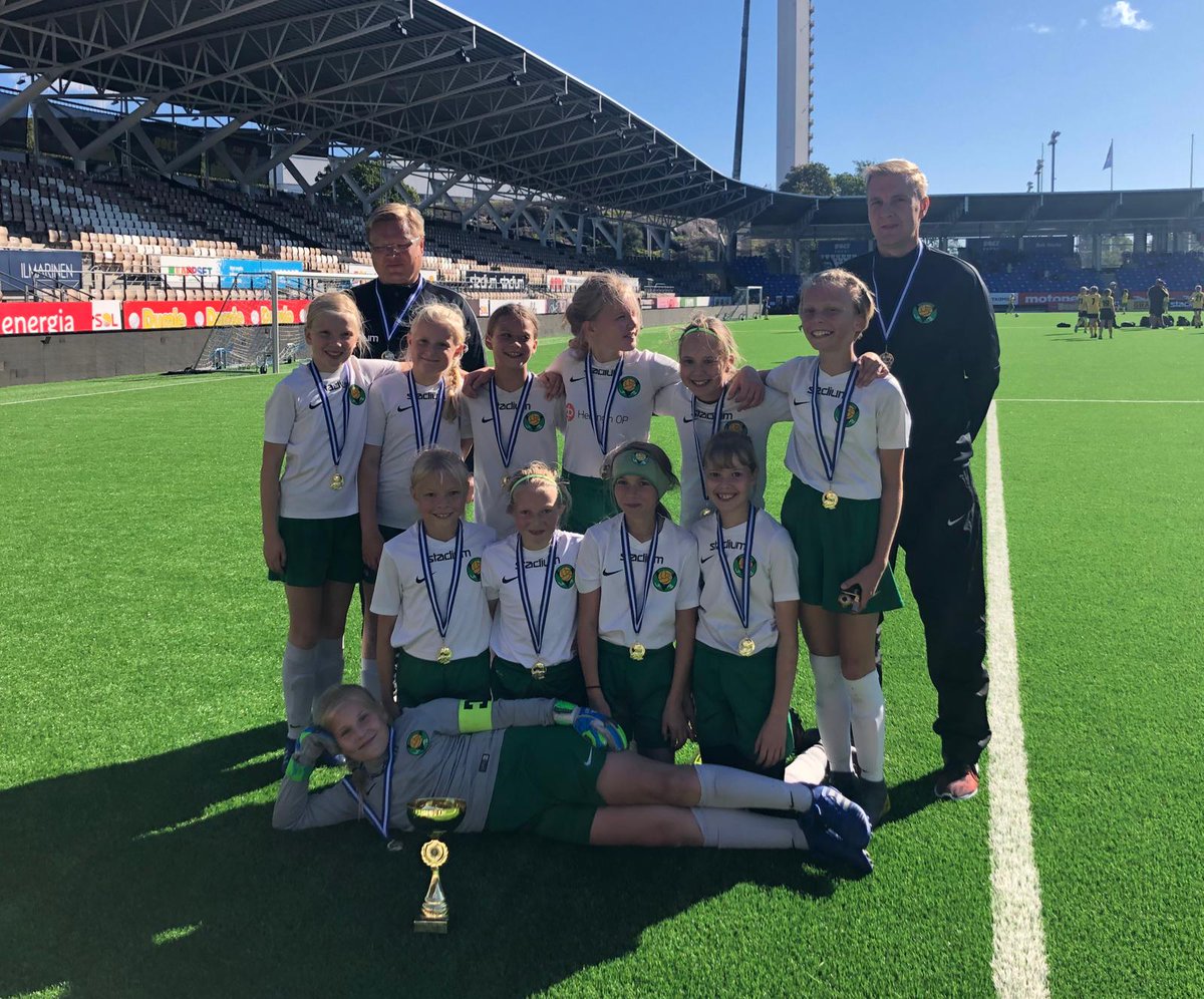 LePa T2010 tweet media