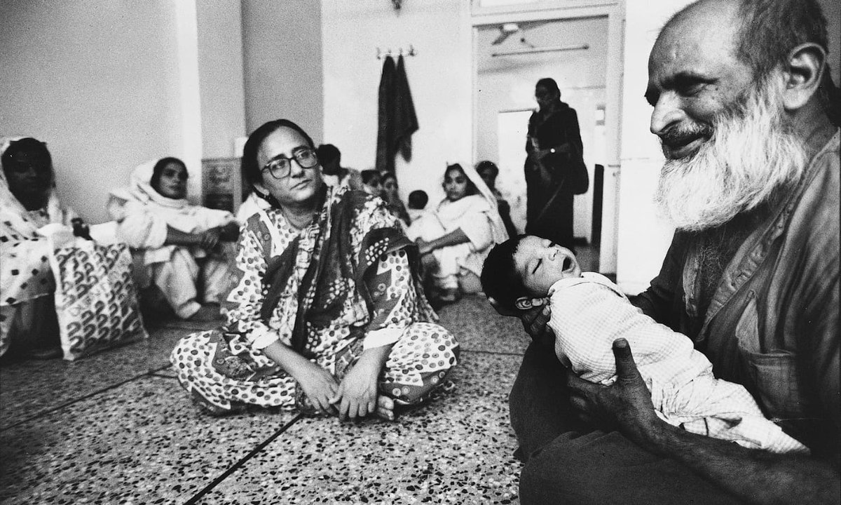 11. Who can deny the lifelong contributions of Bilquis Edhi sahiba? She stood by Abdul Sattar Edhi Sb throughout & still furthers the mission of equality as the co-chair of the Edhi Foundation.'The Mother of Pakistan' defines what it means to live with purpose & responsibility.
