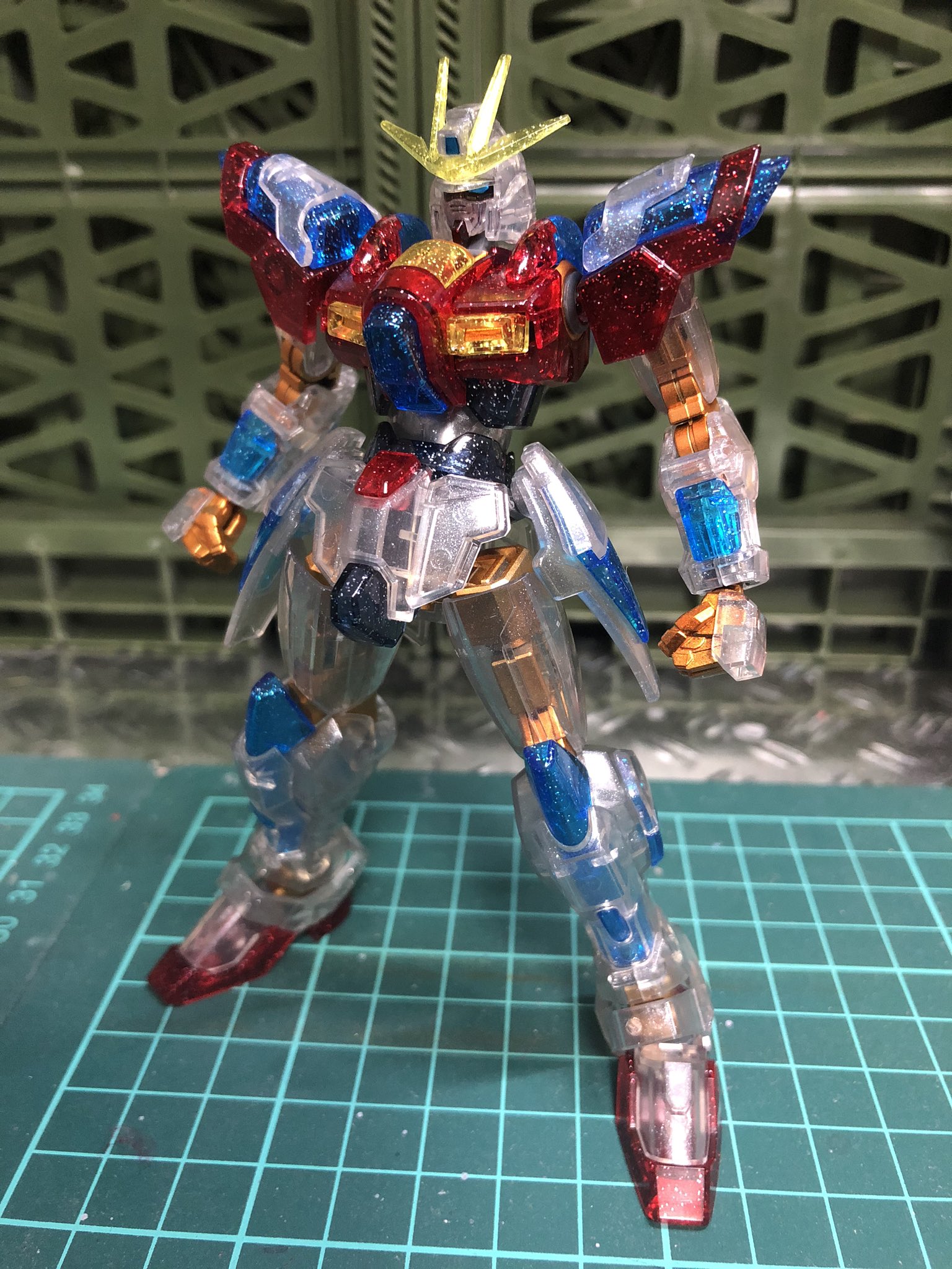 ガンプラ　HG トライバーニングガンダム　塗装完成品 全塗装入門にピッタリ！HGBF トライバーニングガンダム 完成