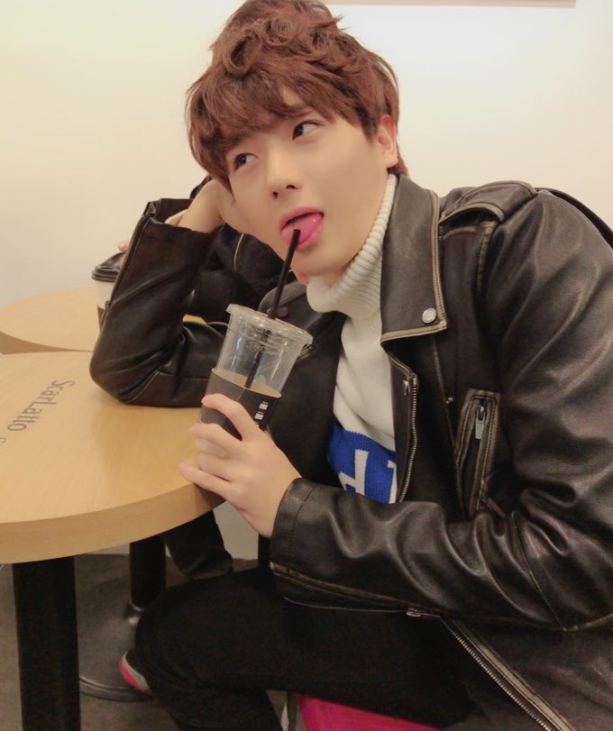 [주연] 생일축하해~~ 형과 더비를 위한 선물 ft.학년이
언제인지 기억나??ㅋㅋ