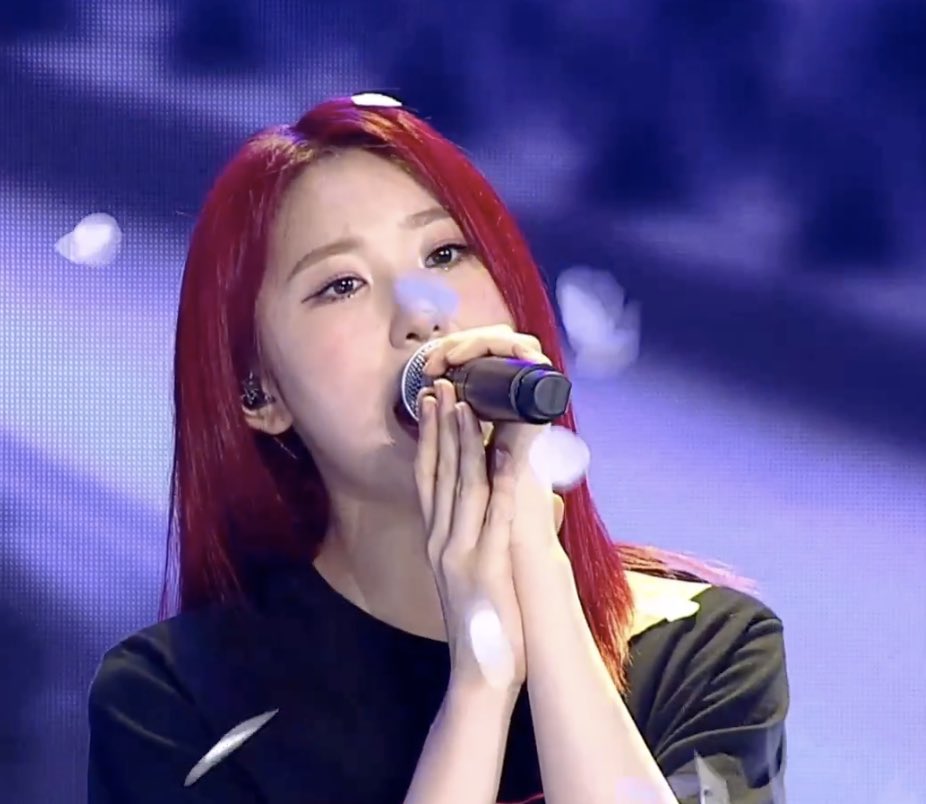 ChaeyeonMariel's tweet photo. Dear Lee Chaeyeon 🦋

You've shown the world so much different sides of you today, how talented and beautiful you are. All your hardwork and bruises are paid off.

And you leave us CLIPS of performances we will probably replay for million times #Dear_이채연

 #ONEIRIC_THEATER https://t.co/vVp5zhpgTk