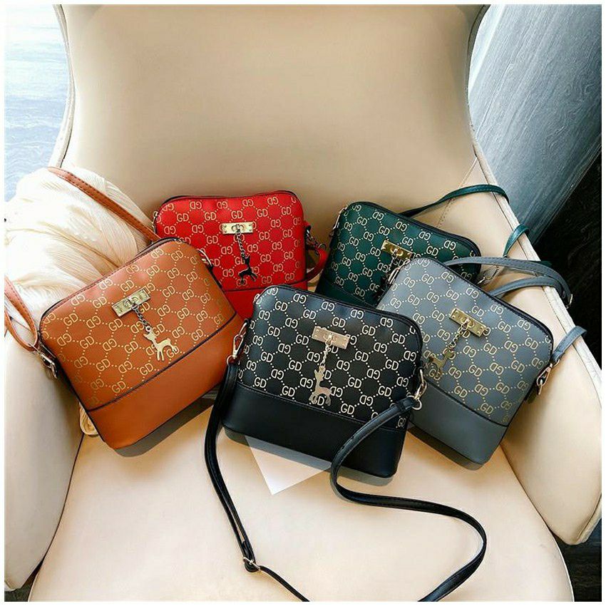 _naahna's tweet photo. CODE: NAA15219

PRICE: RM22 exclude postage

COLORS:
👉Red
👉Brown
👉Black
👉Grey
👉Green

MEASUREMENT: 25x10x20 cm

MATERIAL: PU, Mix

DM or Whatsapp
https://t.co/dvzknOuWo8

Telegram
https://t.co/Q6nSjLf2jz https://t.co/ur6lcucrXM