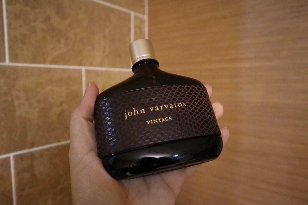 John Varvatos Vintage. Another tobacco frag with the power touch of rhubarb note. Honestly, it’s a great everyday scent when it comes to tobacco. Sexy, mass appealing but with an average performance. It’s not a cloying tobacco frag trust me! 