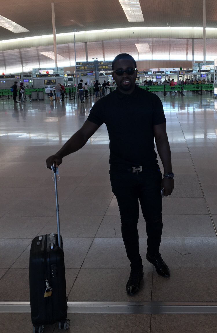 MensahDankwa's tweet photo. Black is black.#RestwellDaddy https://t.co/SPQBUqw4No