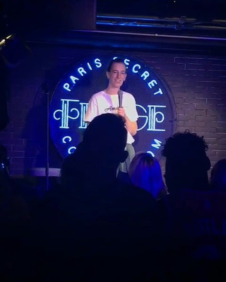 ameliesmile_'s tweet photo. About last night 🎭🎤❤

#standup #openmic #fridgecomedyclub #fridgecomedyroom #smile https://t.co/cQFMUw0LXj