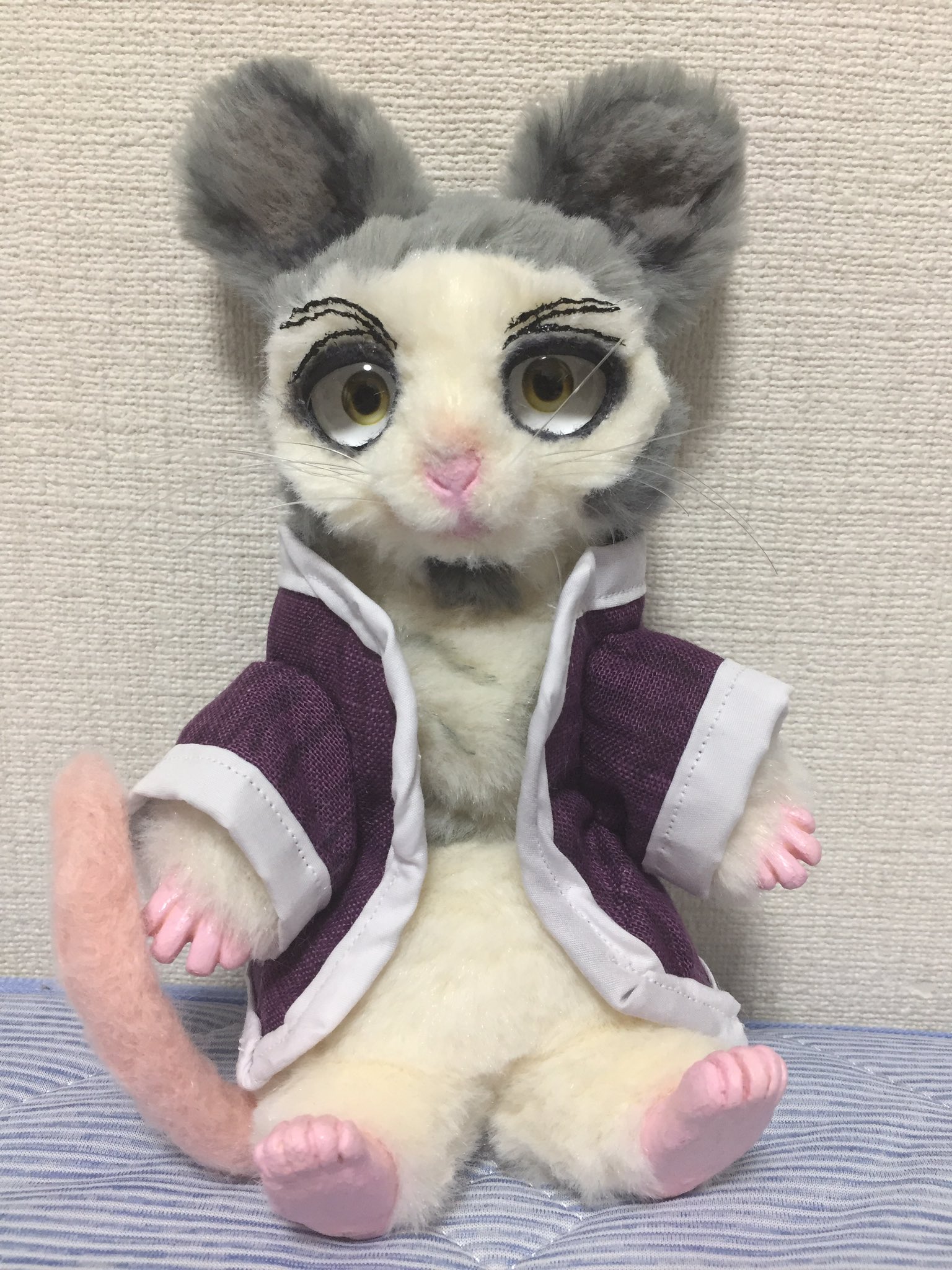 ぬいたち 着ぐるみ作り方本販売中 ついでに擬獣化白石は骨組みが入っているので座ったポーズで固定ができるのだ しっぽも動くので上手く曲げていい感じに アートドール アートドール制作 ぬいぐるみ ぬいぐるみ制作 擬獣化 金カム手芸部 ぬいたち 着ぐるみ作り方本販売中 ついでに擬獣化白石は骨組みが入っているので座ったポーズで固定ができるのだ しっぽも動くので上手く曲げていい感じに アートドール アートドール制作 ぬいぐるみ ぬいぐるみ制作 擬獣化 金カム手芸部