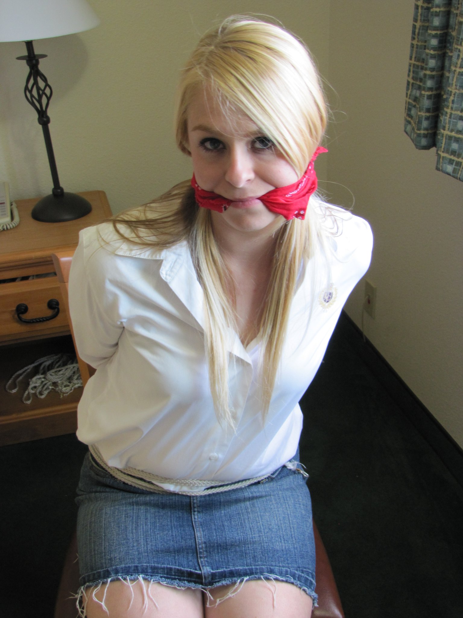 bondagebabes on X: Kimberly chairtied. GREAT t.co0UIV0Ogpjm  X