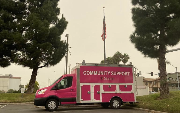 Mike Sievert tweet media