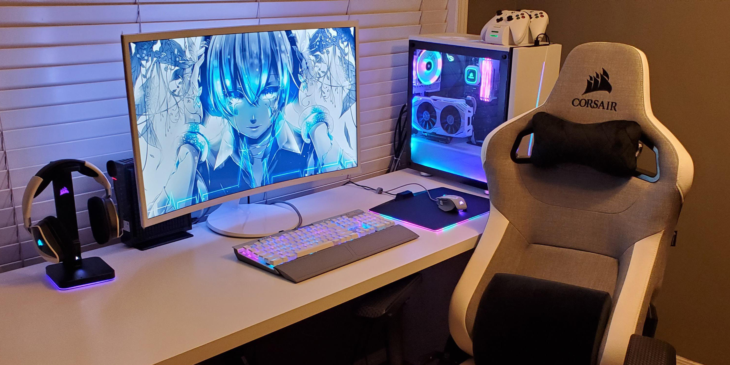 CORSAIR on X: White peripherals really help pastel RGB pop! Do you think a white  mouse pad would get too dirty? 📷 zeekster2517  / X