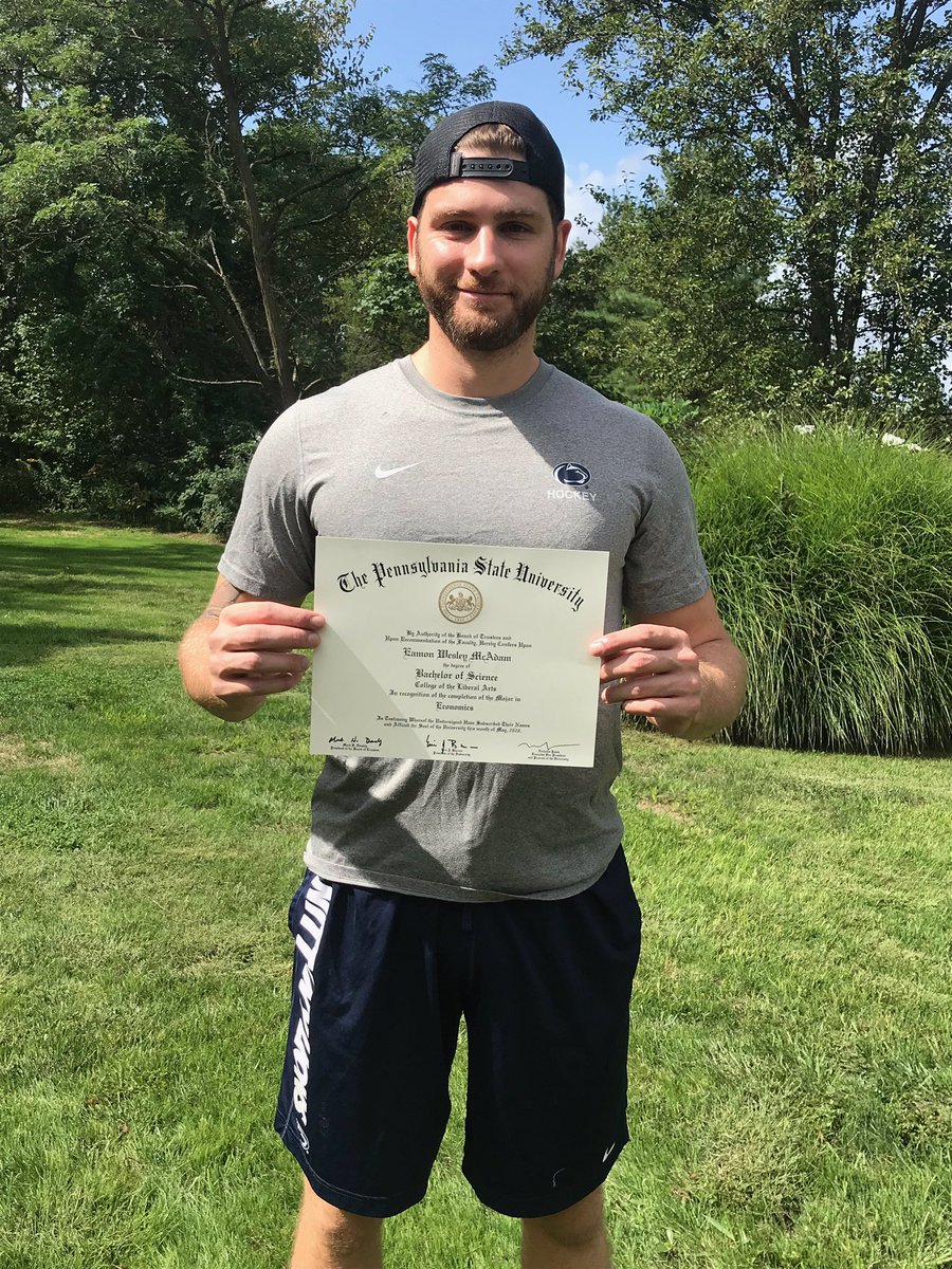Congratulations to former Nittany Lion netminder <a href="/Eamonthegoalie/">Eamon McAdam</a> on finishing his economics degree back in May and officially becoming a #PSUGrad!! 👨‍🎓 🎓 

#WeAre #HockeyValley