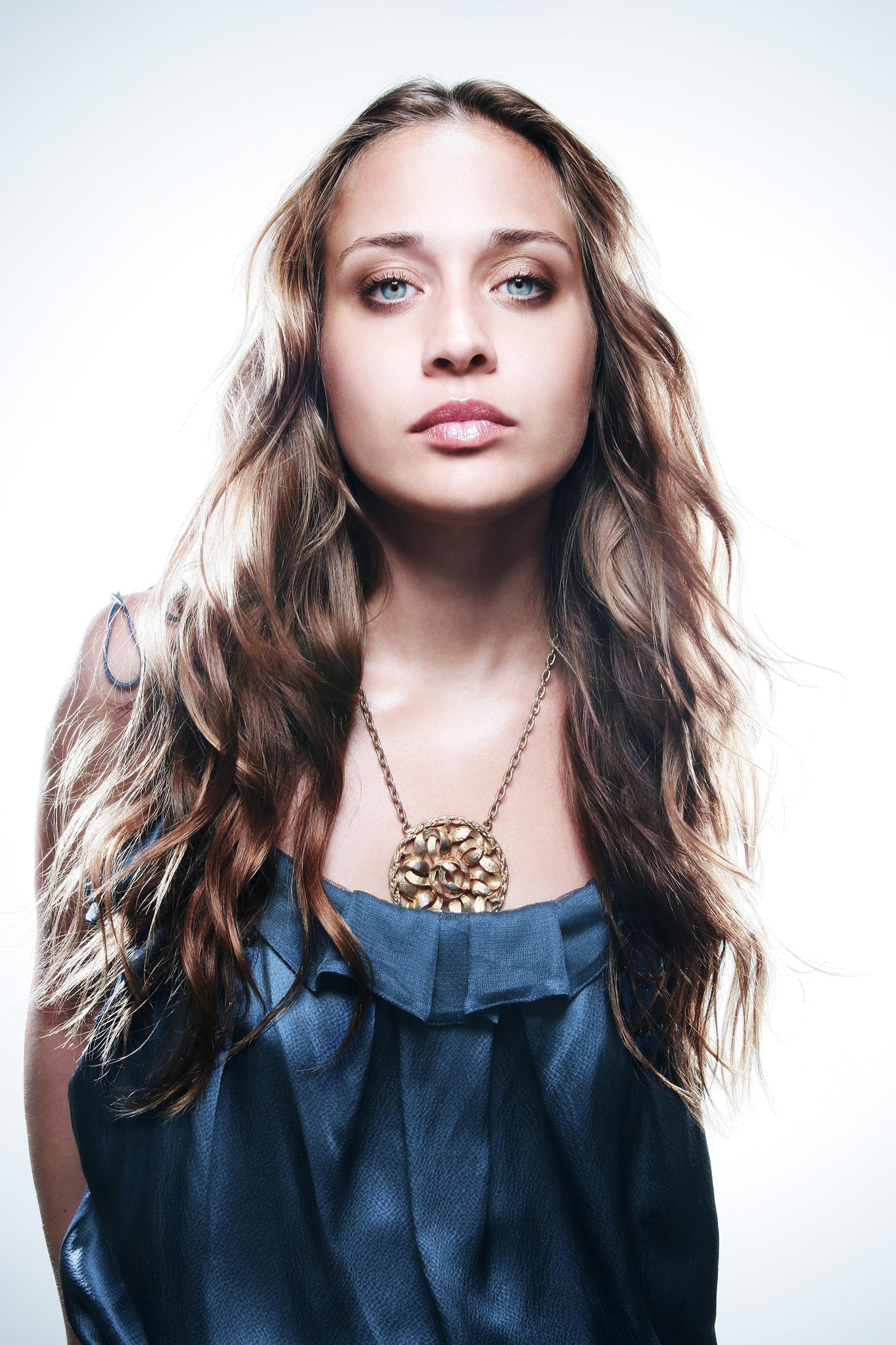 Happy Birthday Fiona Apple! 