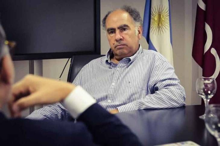 tiempoarg's tweet photo. Falleció Mario Cafiero. Hijo del histórico dirigente peronista Antonio Cafiero y tío del jefe de Gabinete, Santiago Cafiero, se desempeñaba en la actualidad como presidente del @INAESarg (Instituto Nacional de Asociativismo y Economía Social). https://t.co/XXEFopL5iG https://t.co/L0LDgsYJJX