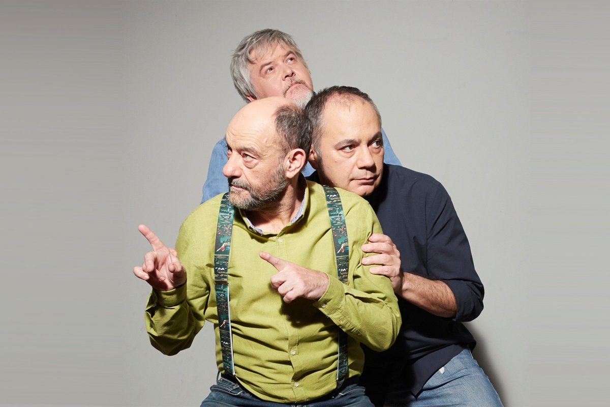 SrLandazuri's tweet image. Martes 14
👉 21:00 La verdad sobre el cannabis #DocusEn0
👉 22:00 @LocoMundoCero con El Gran Wyoming sobre la OMS. 
👉 22 :30 @ILUSTRESignoran con Pepín Tre inaugurando temporadas, como debe ser. 
👉 Late y La Resistencia a continuación.