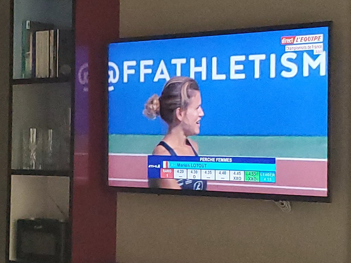 Cross wind make. Clutch! France Perche Champion. 4m55. Congrats <a href="/lotout_marion/">Lotout Marion</a>