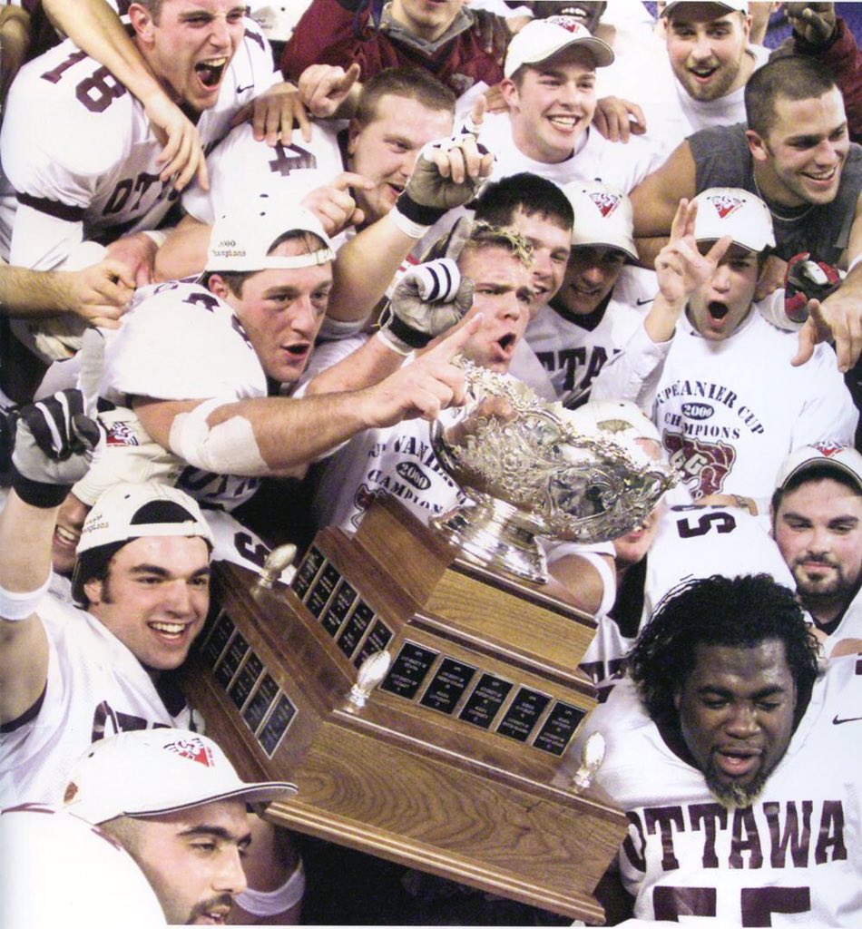 _nolanfinn's tweet photo. Amazing school with a history of Vanier and Panda wins. Excited to receive my FIRST scholarship offer. Thx @uOttawaGeeGees @UOFootballHC @CoachNateTaylor @OL_CoachT for the opportunity! No football this year so it’s time to concentrate on academics and training. I will be ready! https://t.co/tc8XyPyKOG