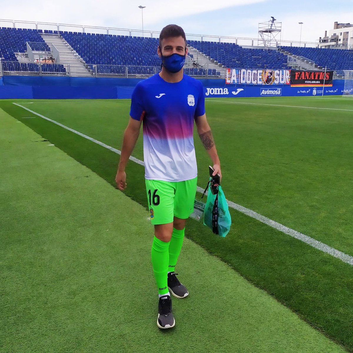 💚 ¡Ya está el Fuenla en el estadio! ¡VAMOOOOS! #FuenlaLugo