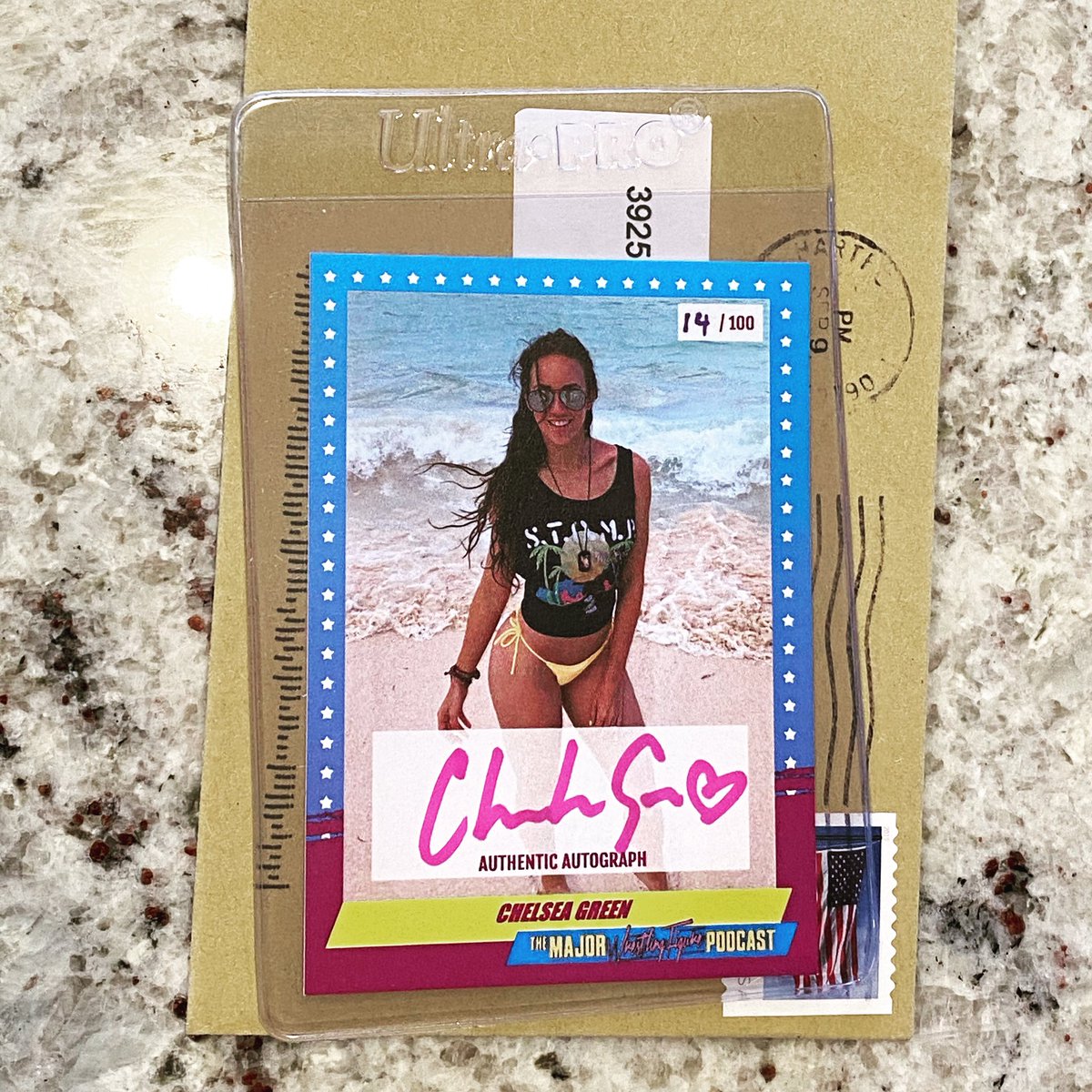 LuchaDad's tweet photo. A little sunshine on the #Florida rainy day! My own 14/100 @Patreon @MajorWFPod Exclusive signed @ImChelseaGreen card! Have great #Sunday #MajorMarks & as always #BeCoolBeCalmBeLucha https://t.co/CNp7CB28qa
