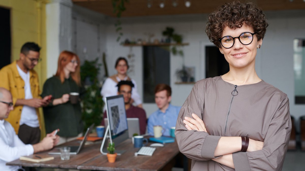 SimpleworksIT's tweet image. #HappyDayoftheProgrammer! No one in our world does not benefit from the tools of the #programmer! Think of transportation, medicine, financing, education, etc. Most  businesses need programmers to maintain their #infrastructure from an #ITstandpoint!
PC to fauxels-Pexels