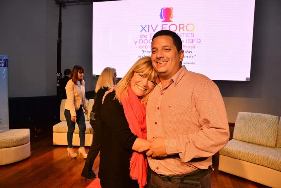 Gran persona....realmente un honor haber compartido tiempo con ella...