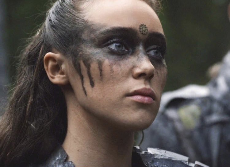 monaca_foca's tweet photo. Guardo #The100 solo per la trama.
La trama: https://t.co/9TJtbNWWt0