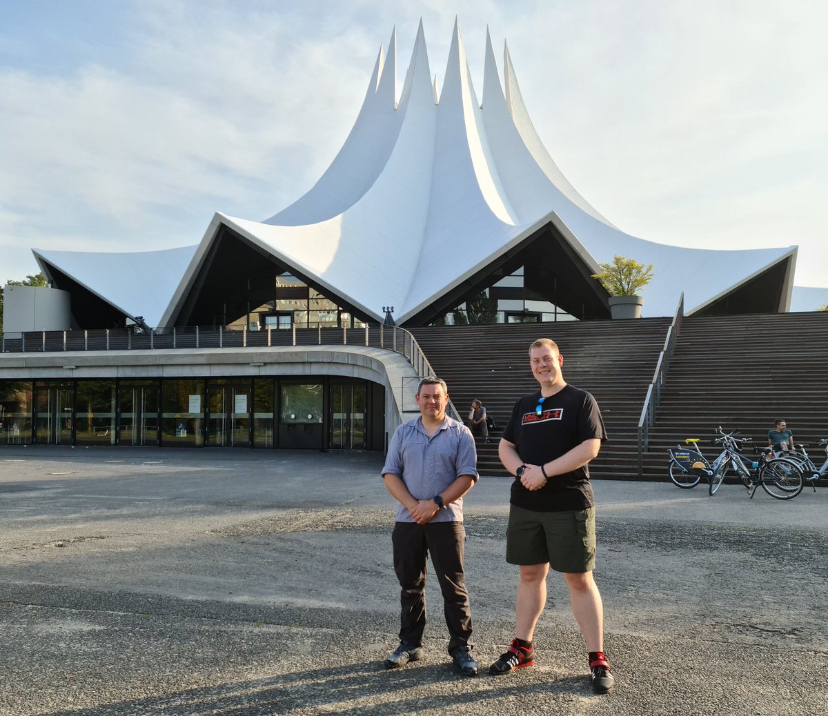oggie272's tweet photo. So over 3 years since we were here in #Berlin for #DasSMACC. Doesn't time go fast. A lot quieter and no buzz like last time but @codachange is alive and continuing where #SmaccSYD left off.
@SmaccForce https://t.co/8dcTuFGHXl