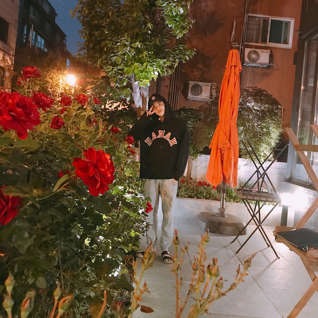 LJS_society's tweet photo. #HAPPYJONGSUKDAY 🥳❤ Dear oppa, saengil chukae 🎂 I wish you were in good shape, healthy and always be happy 🥰 we'll waiting your comeback. God bless you  😘 oppa sarange ^^ https://t.co/ilNoJZ0BTZ