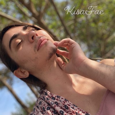 Watch Kisa Fae's leaked NSFW photo on TwXstars