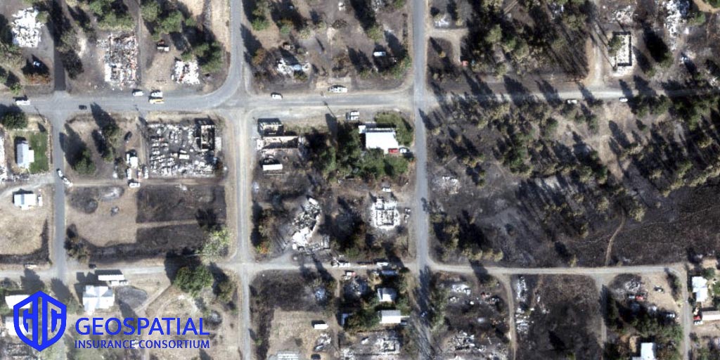 gic_org's tweet photo. As fires continue to rage across the West, GIC is there. In addition to collecting post-CAT imagery for #labordayfires in Oregon & California, GIC collected #BabbFire in Malden, WA & #BridgerFoothillsFire in Bozeman, MT to help policyholders' claims get settled safer & faster. https://t.co/coKJS7bBI8
