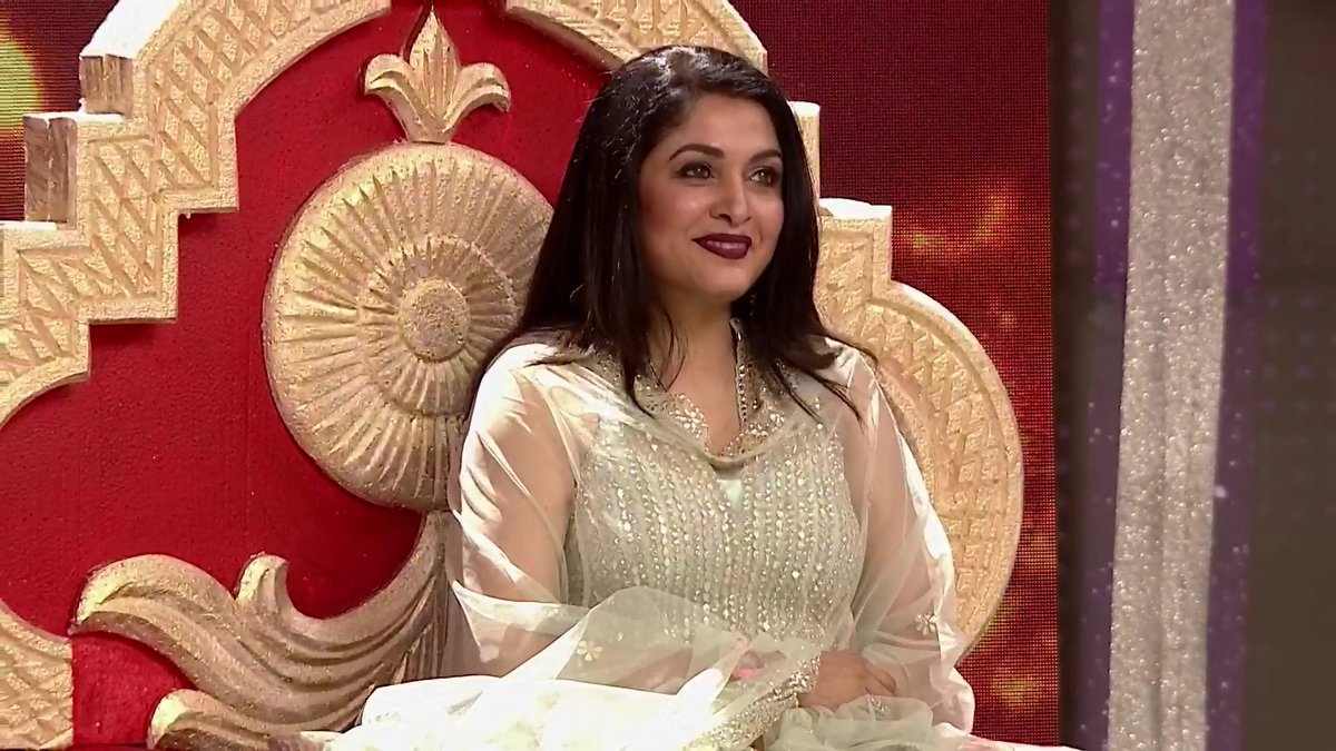 currentlynoone_'s tweet photo. She looks gorgeous omg🥺✨♥️
@meramyakrishnan 
#ramyakrishnan https://t.co/ohuMq6uq3w
