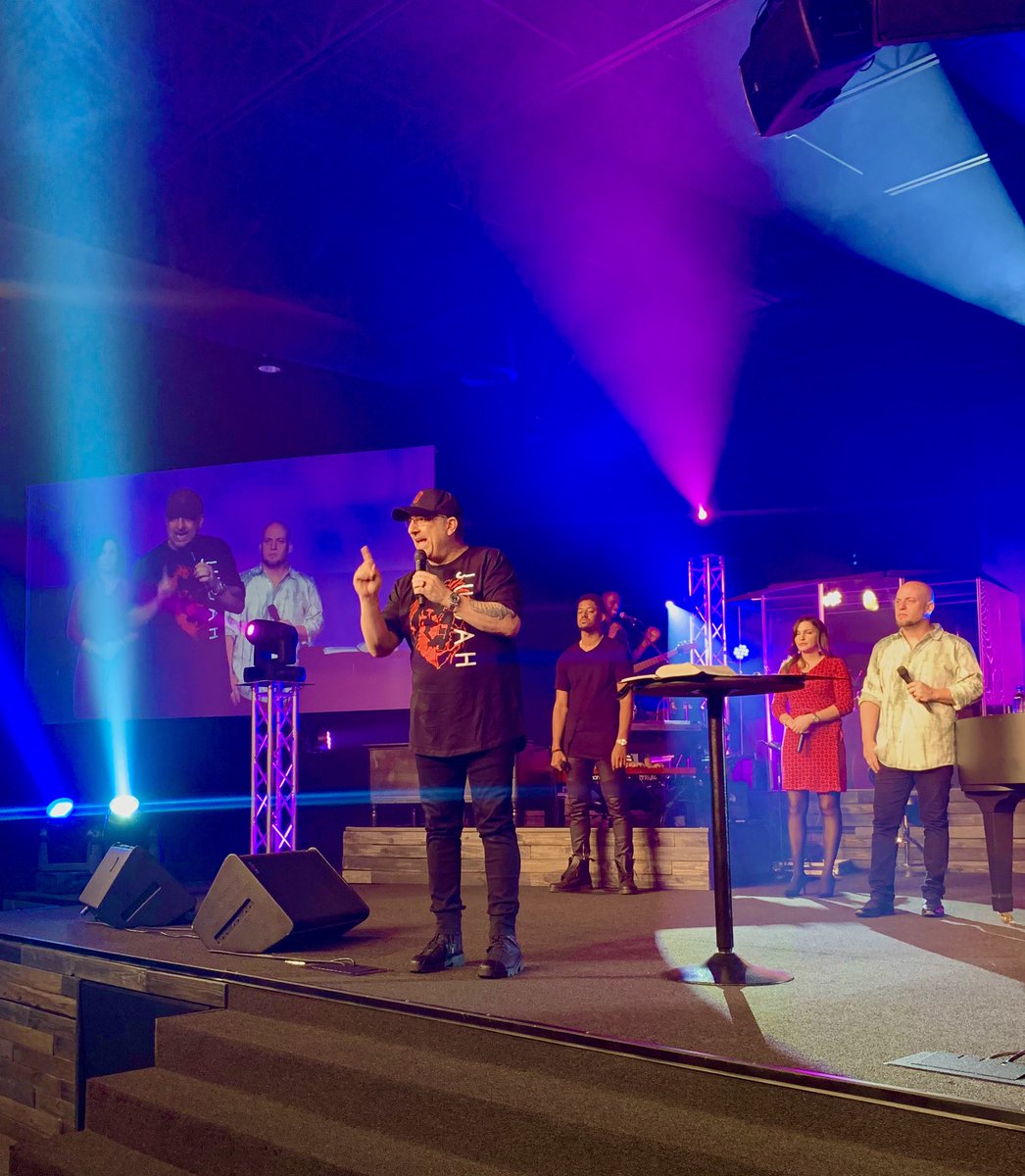 Erin Cothern tweet media