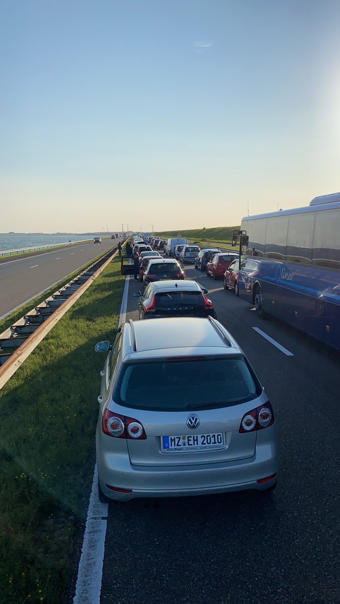 Afsluitdijk afgesloten...