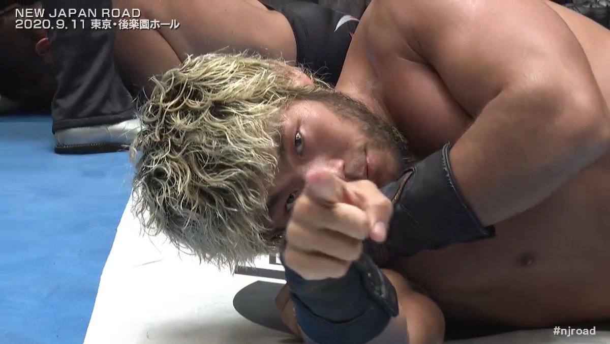 Wrestlers pointing: a brief thread: