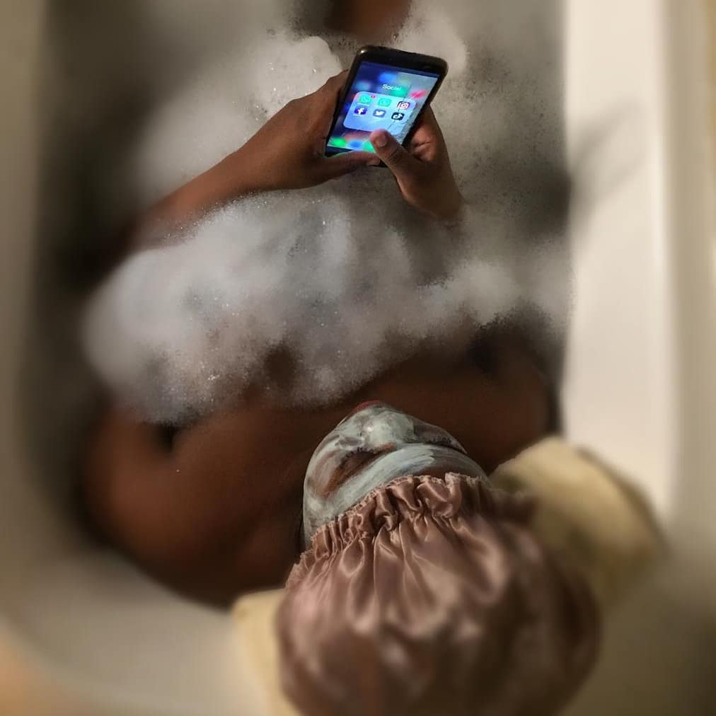 _uMaDube's tweet photo. Don't choose between buying airtime or data,get #CellCAllinOneBundles where R15 gets you 120mb data,300 on-net minutes,10 any-net minutes,PLUS BONUS FACEBOOK DATA of 120mb!
Click on the link to get it!
https://t.co/ZhANWd5RCP
#ConnectAndCall #ConnectYourWay #Affliated @CellC https://t.co/Fuf8B2zN0J