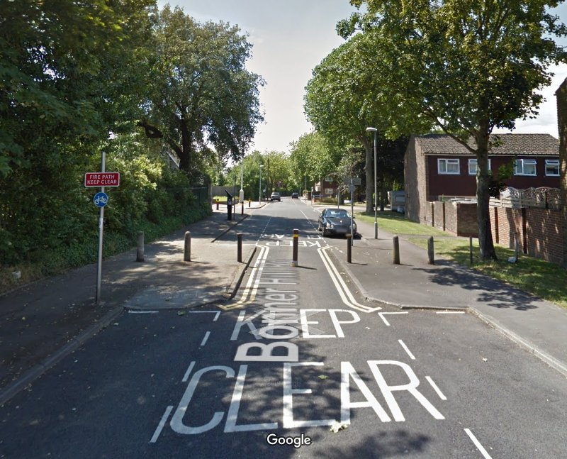 One of the biggest  #LowTrafficNeighbourhoods in the Borough was created around 1978 with the introduction of a 'modal filter' (a block to motor vehicles cutting through the area) on Bonner Hill Road, Norbiton. This is still in place today 
