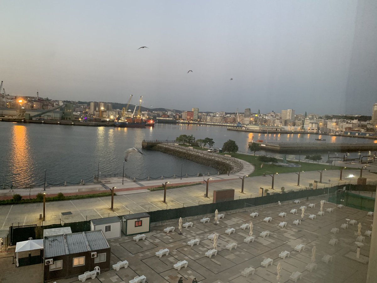 mgmoles's tweet photo. Arranca la semana de trabajo desde Finisterre.
Vamos a por todas.
Extraordinarias vistas y genial el trato en el @NHCollection de la Ciudad
#trabajo #hayquesumar https://t.co/IKuP5C38Kr