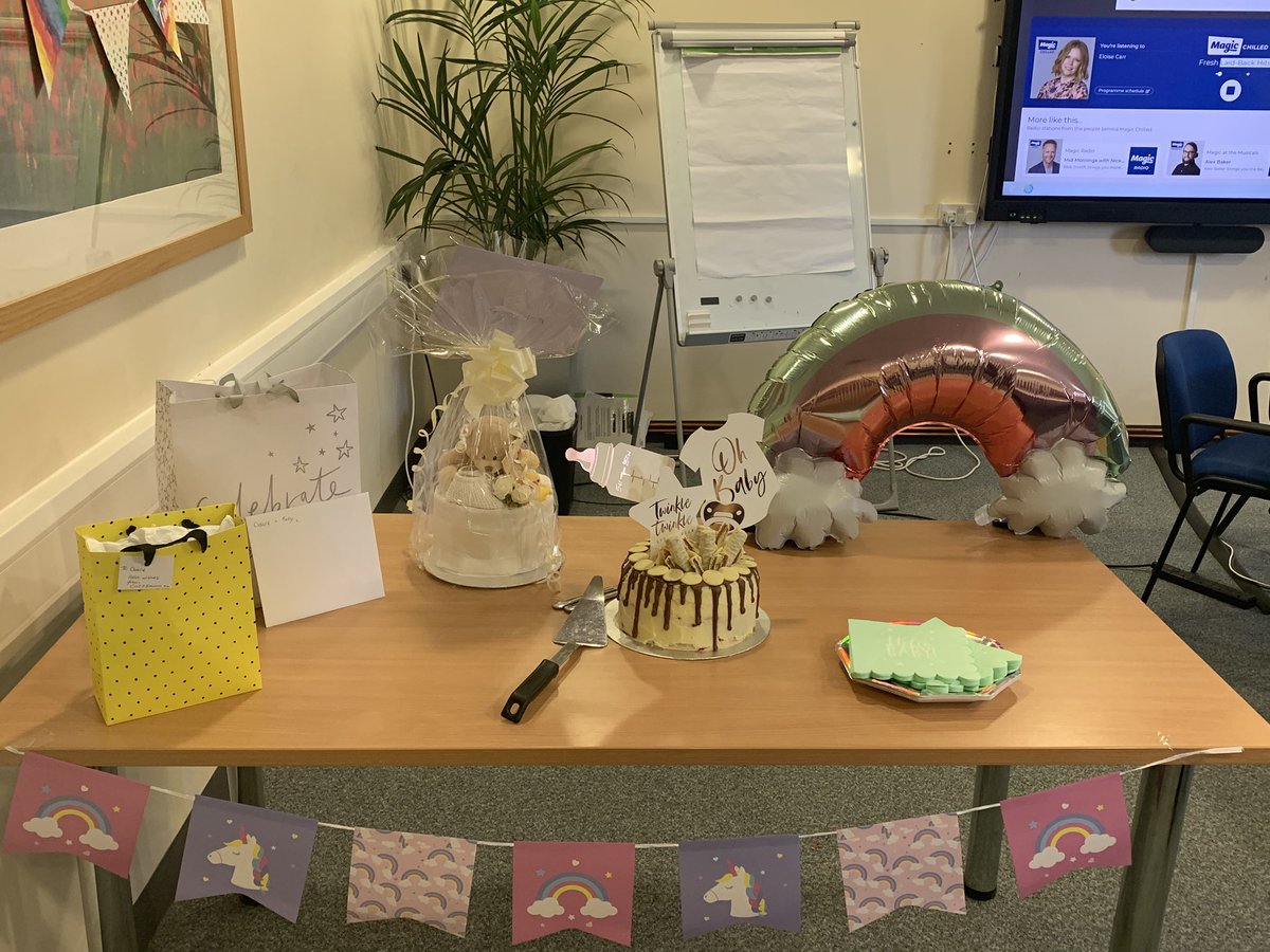Thank you to my wonderful colleagues in #Knowsley @NWBoroughsNHS for the lovely send off last week 💙 I can’t deny that I’m ready for my maternity leave, but I will miss you all! Keep being the fantastic lot you are ☺️