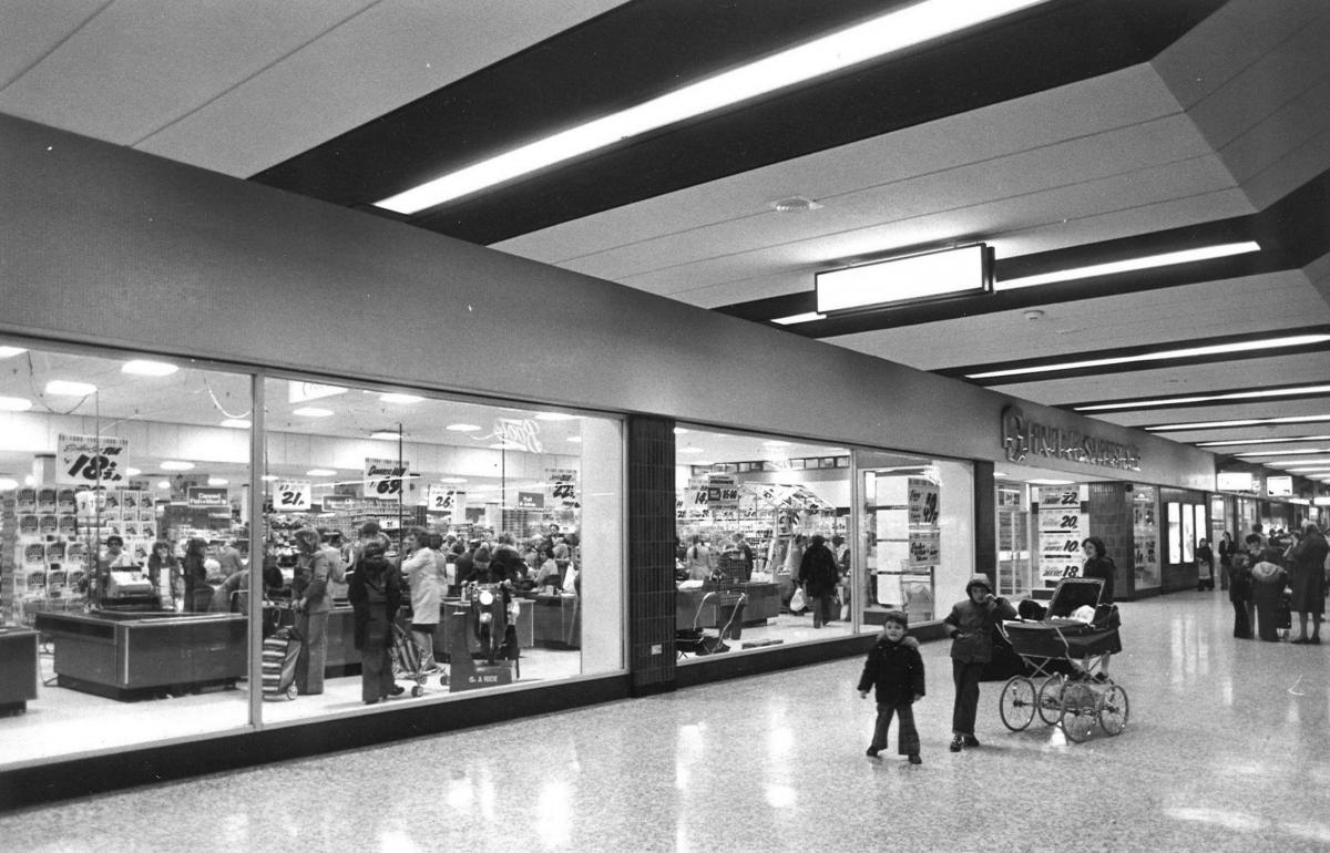Shopping Centres of Scotland: The Plaza, East Kilbride. (1974) Pic: East Kilbride Connect.