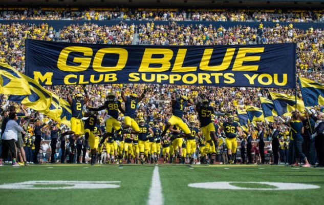 LexDiamonds7's tweet photo. Dolphins are back in 6 days & Wolverines begin their season in less than 4 weeks!! #FinsUp #GoBlue 💛💙🏈 #FootballRocks #GoodThingsAreComing https://t.co/u8EdIJ3OEK
