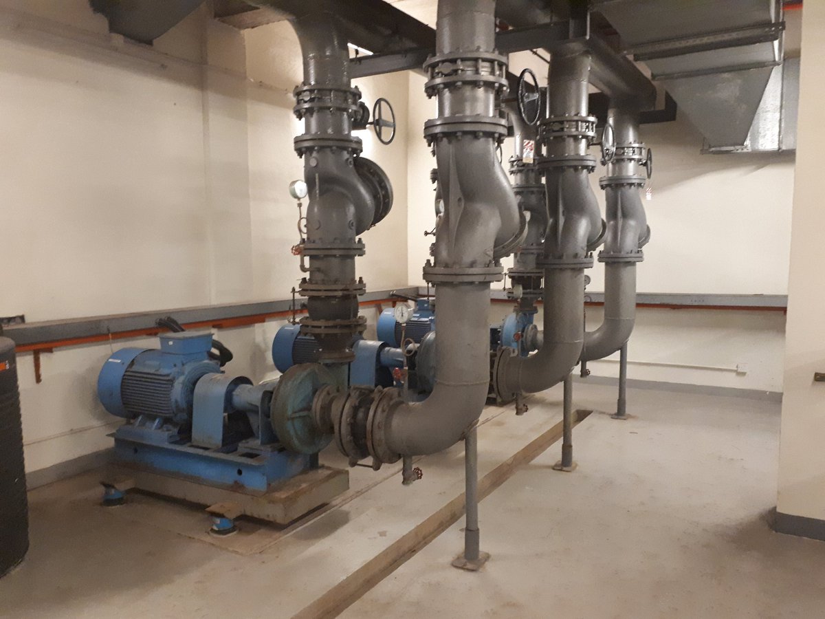 Middleasternte1's tweet photo. Pump of chiller https://t.co/trDgH1ogPC