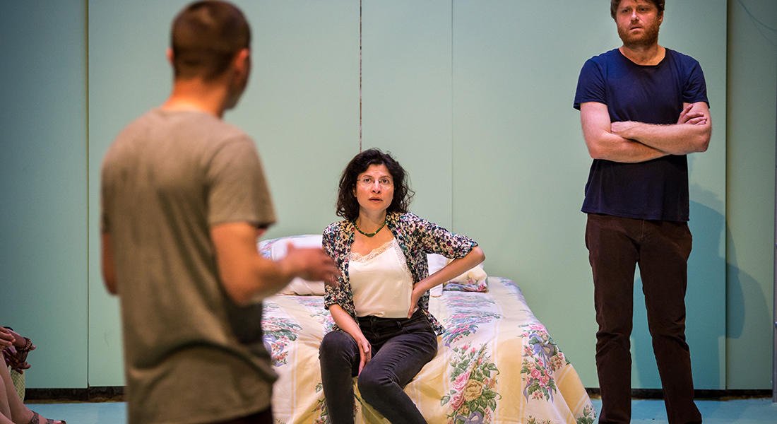 [critique] de <a href="/ChrisCandoni/">Christophe Candoni</a>  Les pièces manquantes, troublant puzzle théâtral d’Adrien Béal bit.ly/3i6l3Nw Construite comme un puzzle dont chaque représentation est un morceau différent et unique au <a href="/theatreTempete/">ThéâtredelaTempête</a>.