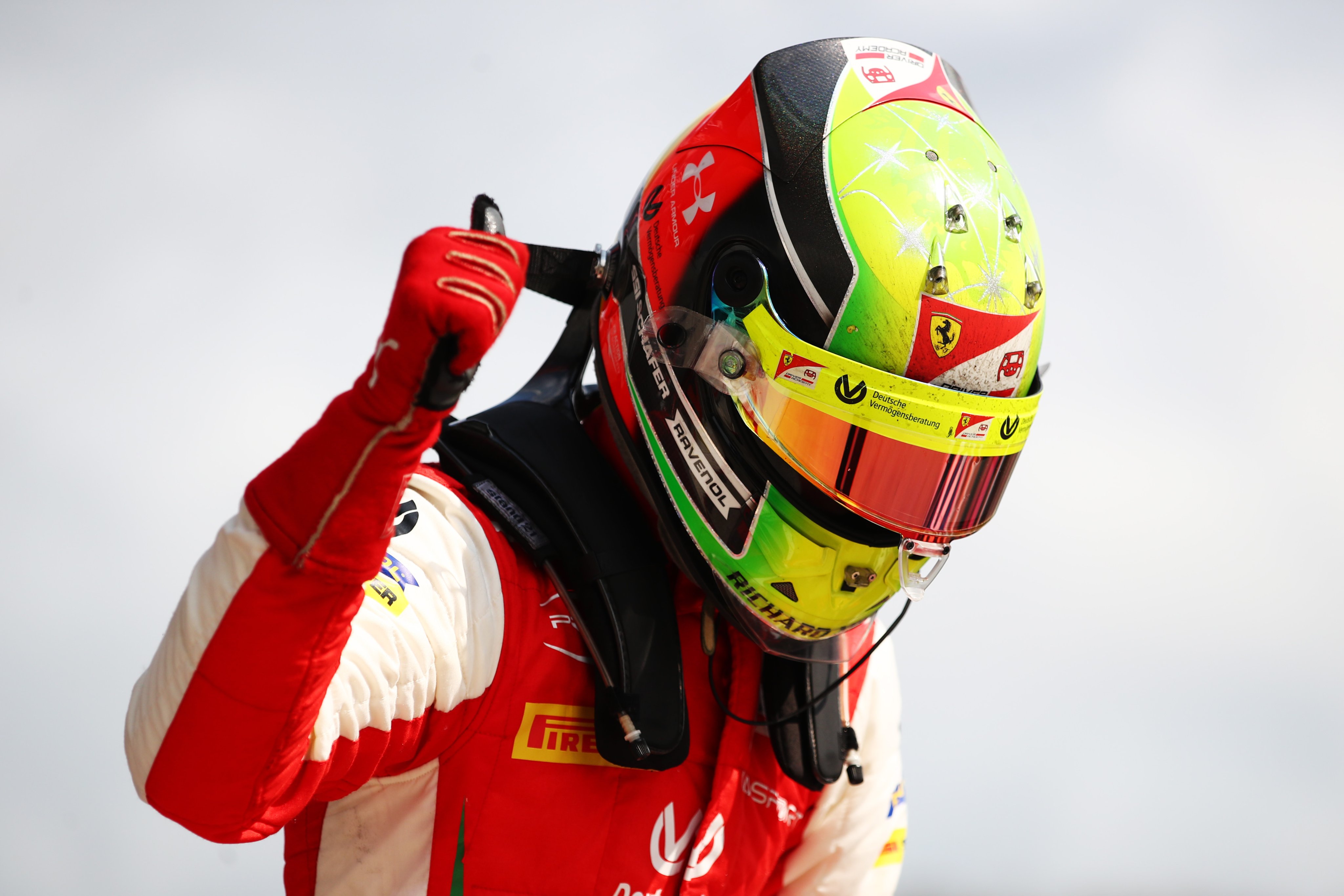 Mick Schumacher nyerte a főfutamot Szocsiban